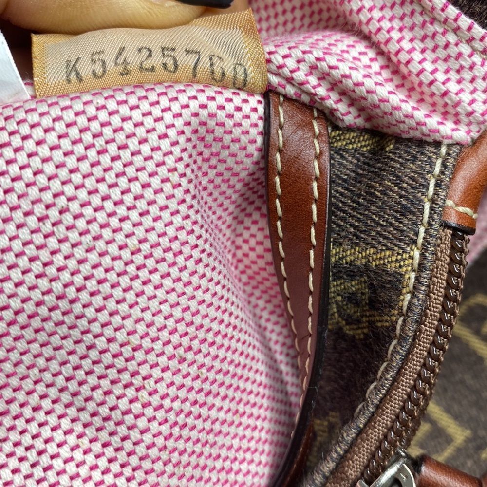 Dooney & Bourke Signature Collection Tote Bag - Picture 12 of 12